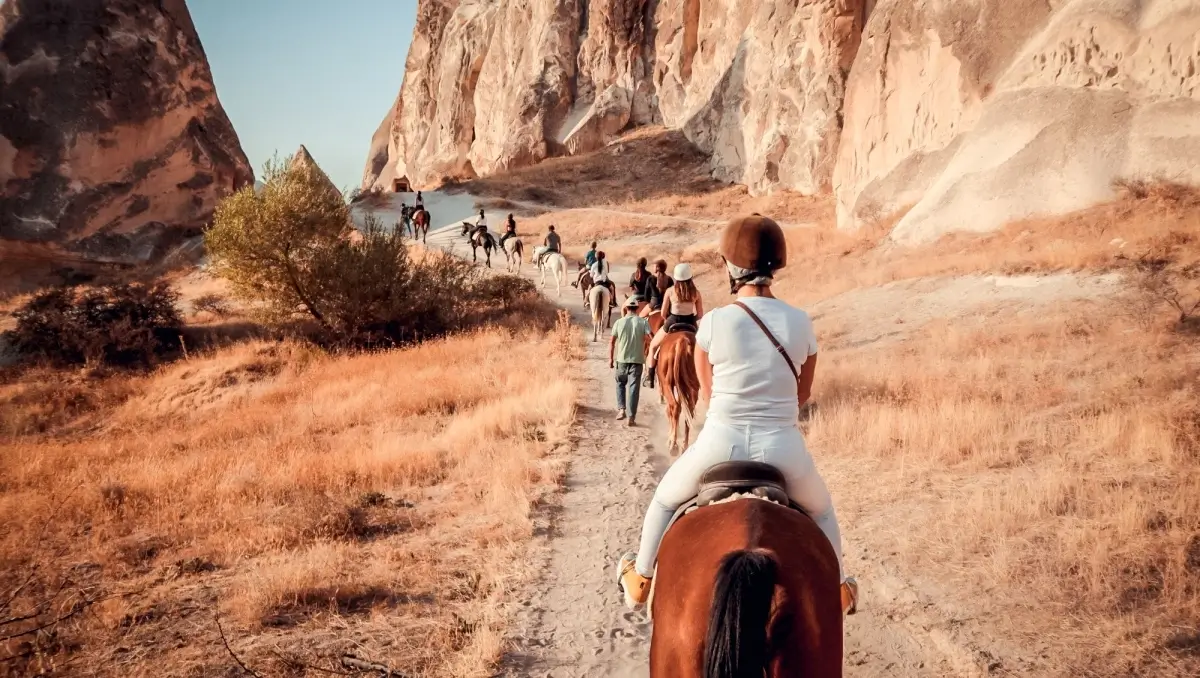 Tour a cavallo di 2 ore all'alba o al tramonto