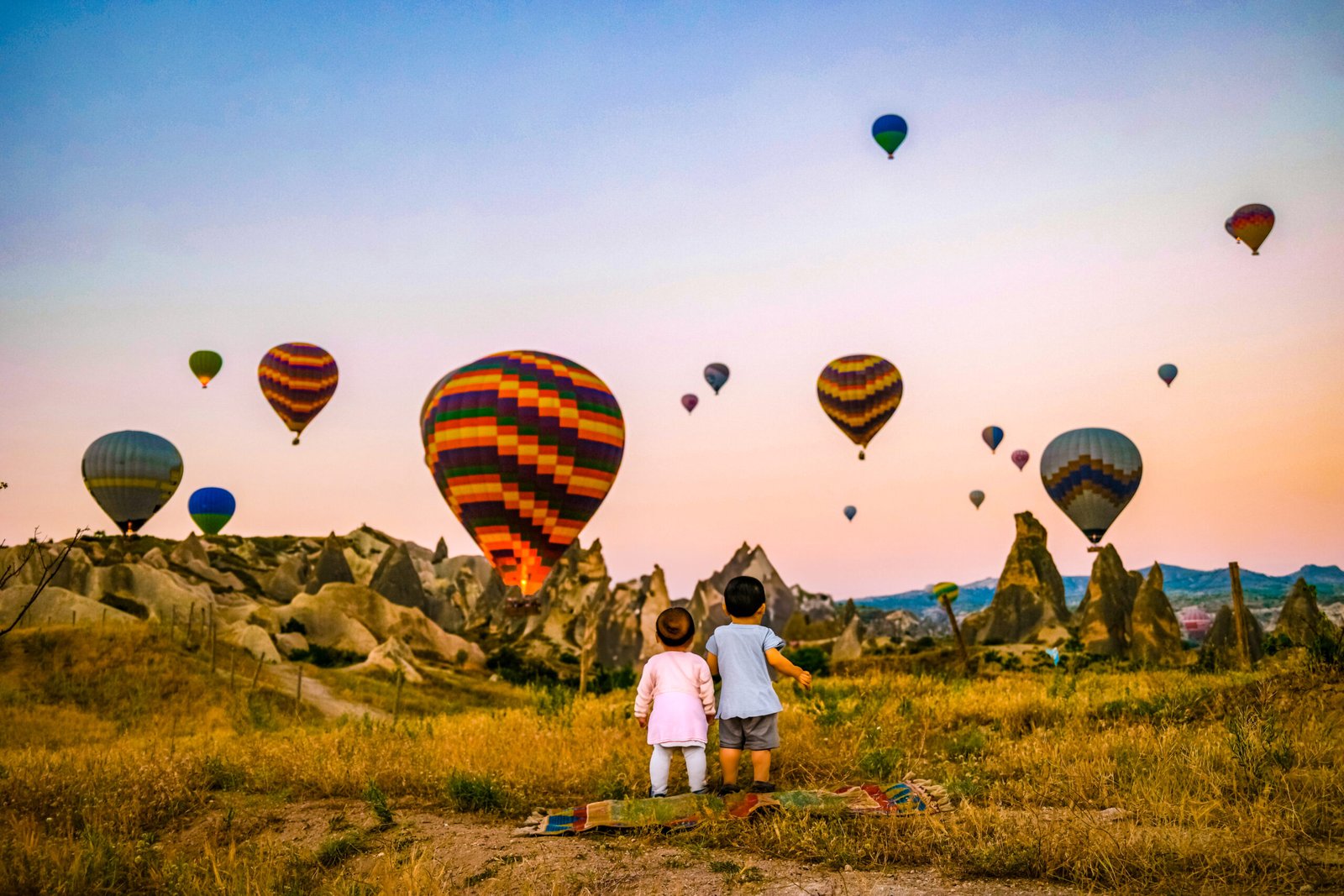 Cappadocia hot air balloon-babies-cappadocaitouristinformaiton