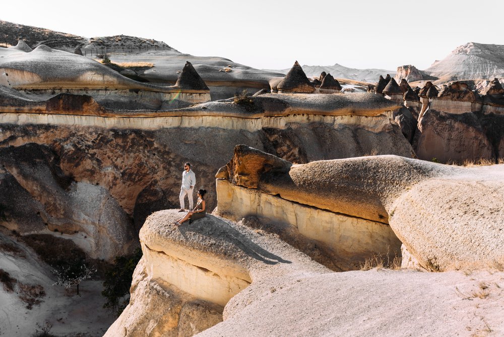 couple in göreme valley